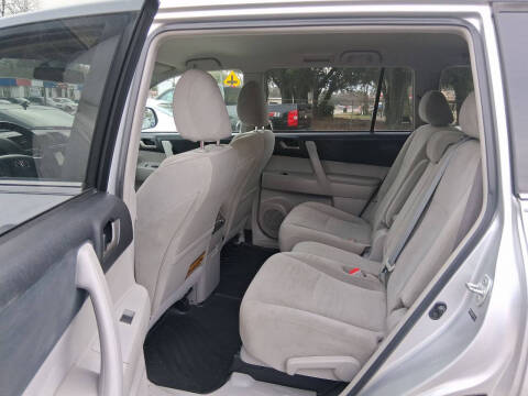 2013 Toyota Highlander Plus
