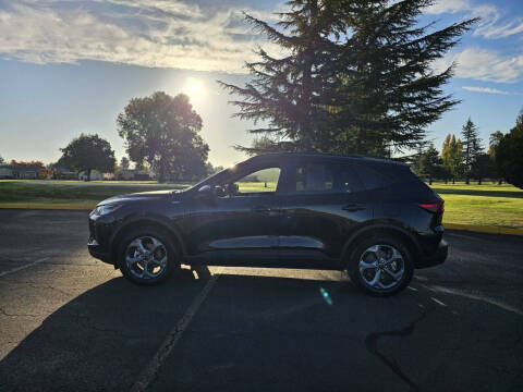 2025 Ford Escape ST-Line Select