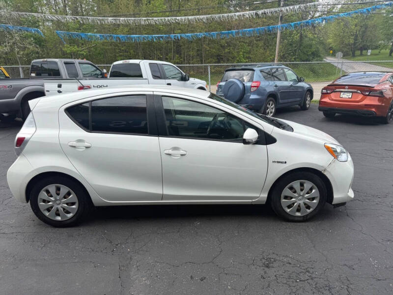 2013 Toyota Prius c Four