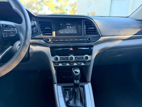 2020 Hyundai Elantra