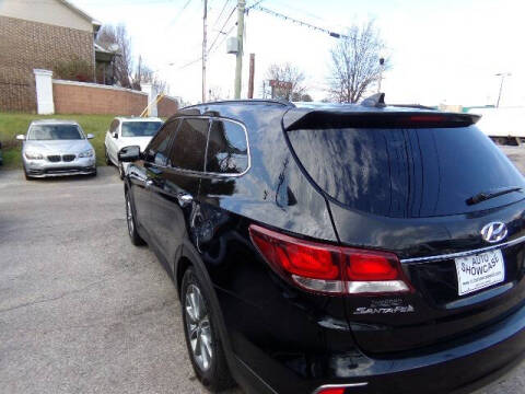 2017 Hyundai Santa Fe SE