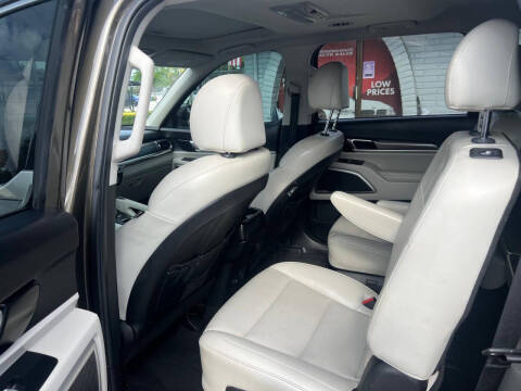 2022 Kia Telluride S