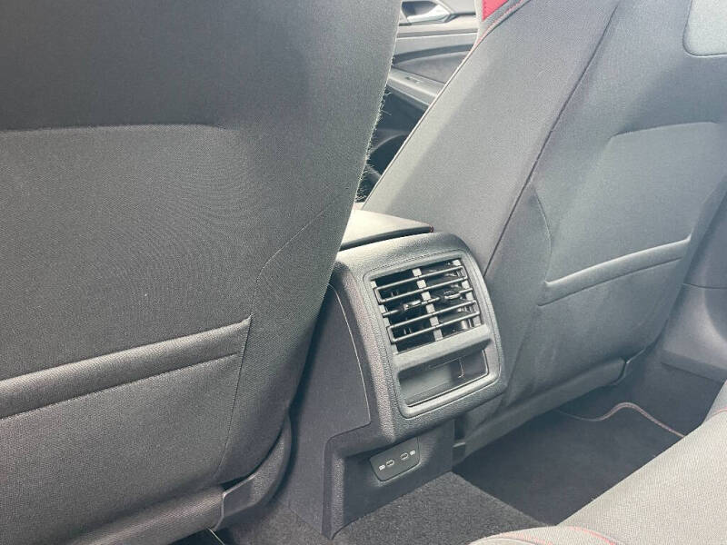 2024 Volkswagen Golf GTI S