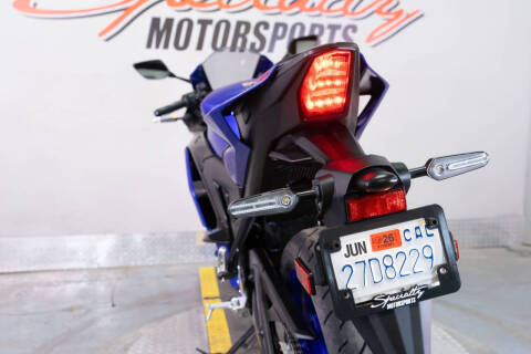 2025 Yamaha YZF-R3