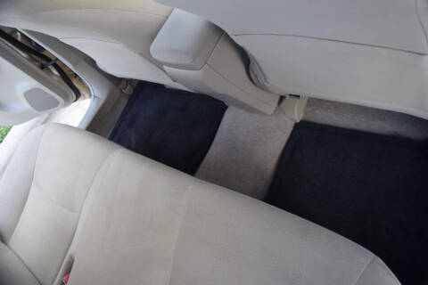 2010 Toyota Prius III