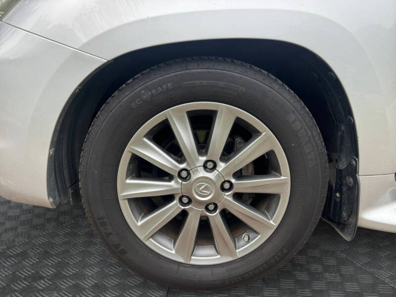 2011 Lexus LX 570