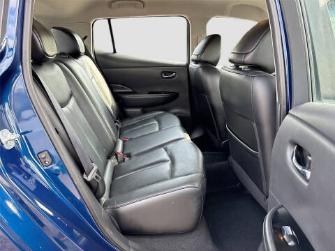 2017 Nissan LEAF SL