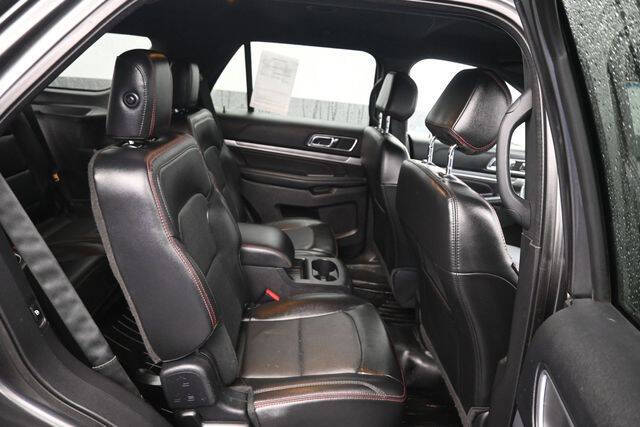 2017 Ford Explorer Sport