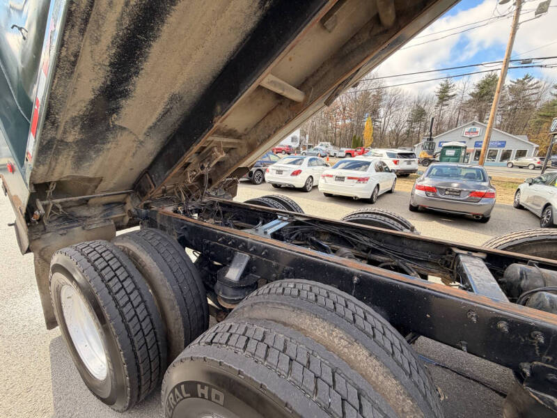 2013 Peterbilt Tri/A 367 8x4