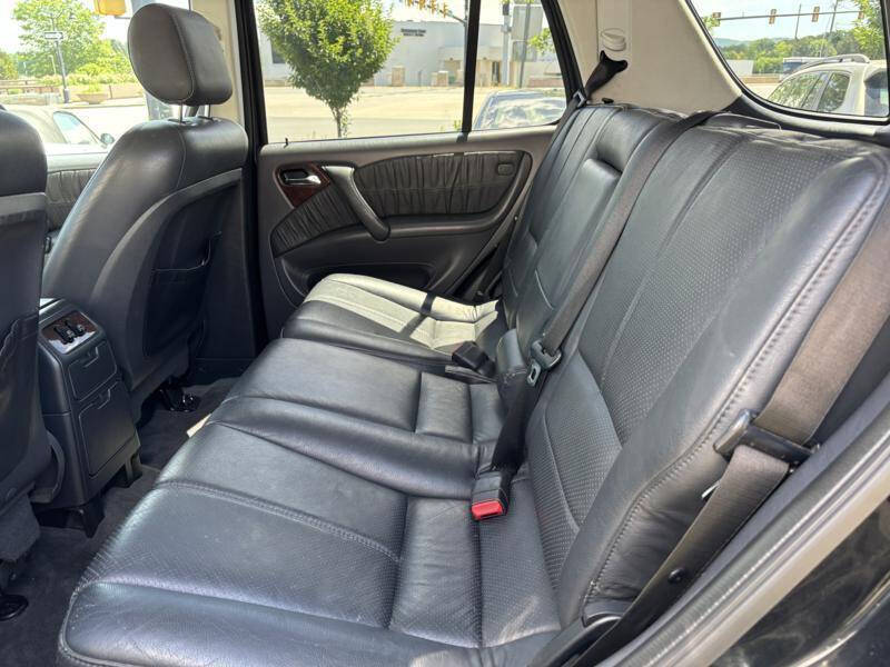 2000 Mercedes-Benz M-Class ML 320