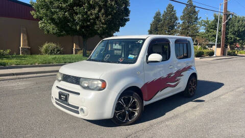 2012 Nissan cube