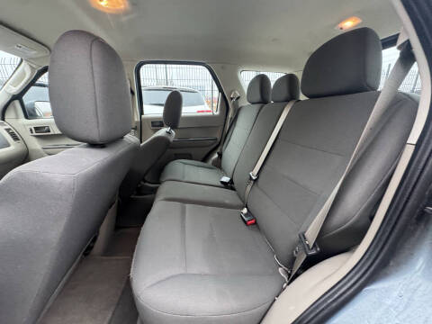 2011 Ford Escape XLS