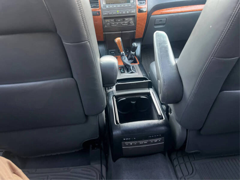 2004 Lexus GX 470