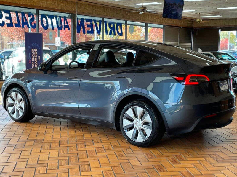 2023 Tesla Model Y Long Range