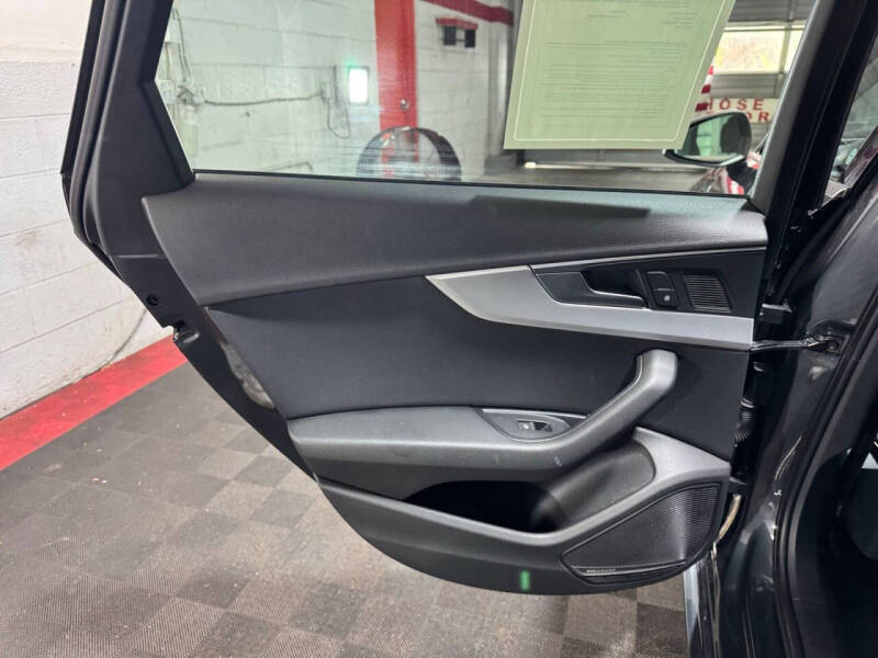 2017 Audi A4 2.0T quattro Premium Plus