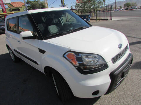 2011 Kia Soul +