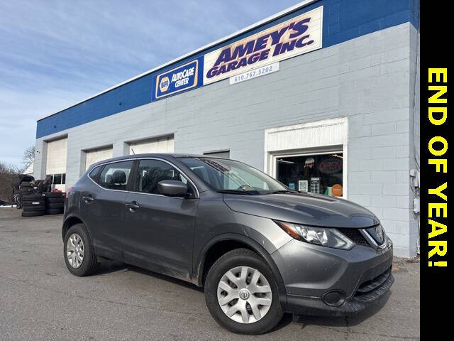 2018 Nissan Rogue Sport S's photo