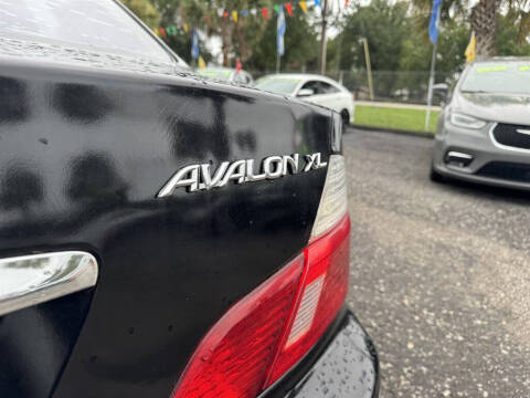 2003 Toyota Avalon XL