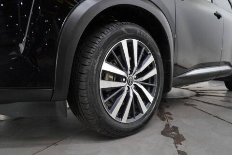 2022 Nissan Pathfinder Platinum