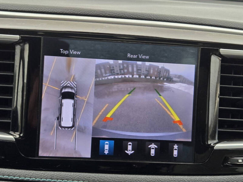 2018 Chrysler Pacifica Hybrid Limited