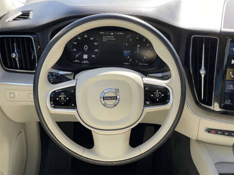 2020 Volvo XC60 T5 Inscription