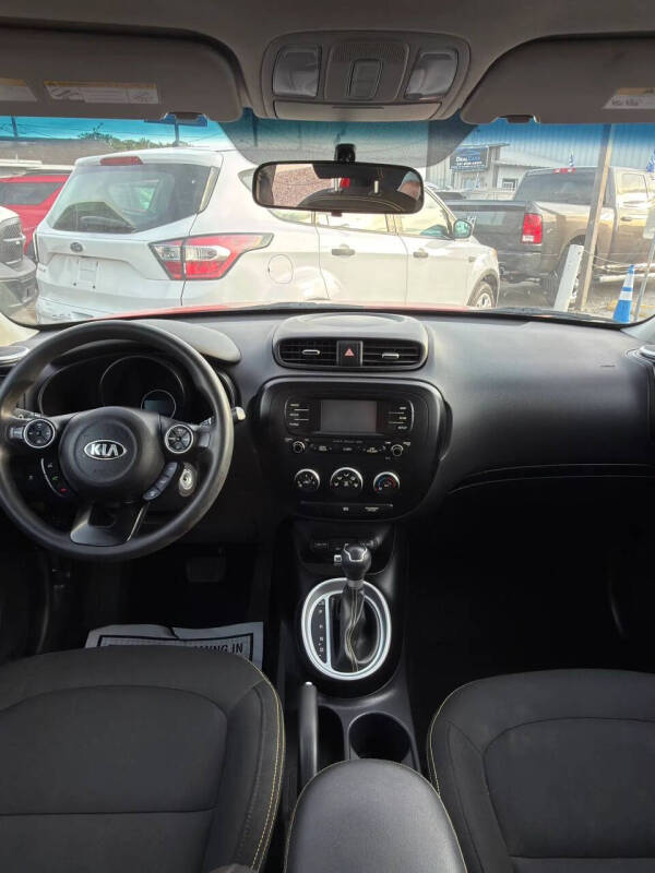 2016 Kia Soul +