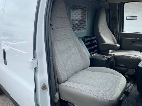 2016 Chevrolet Express 2500