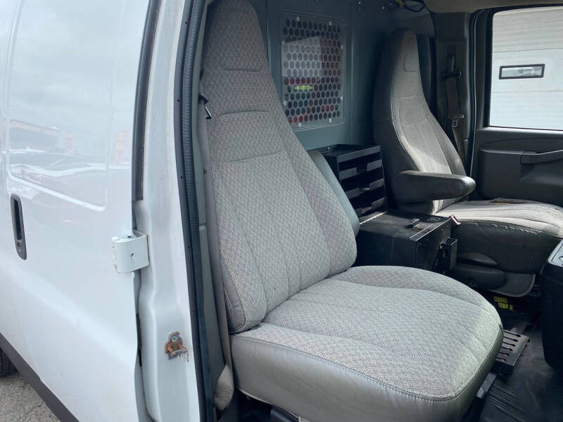 2016 Chevrolet Express 2500