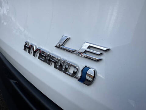 2024 Toyota Sienna LE 8-Passenger