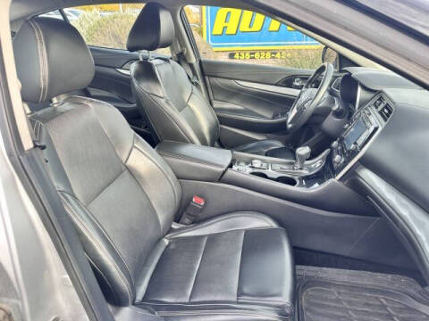 2018 Nissan Maxima 3.5 SR