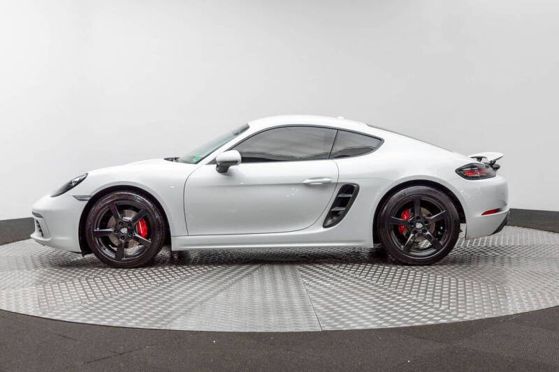 2018 Porsche 718 Cayman