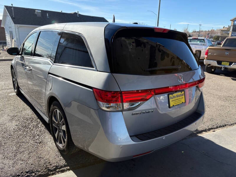 2016 Honda Odyssey Touring photo 7