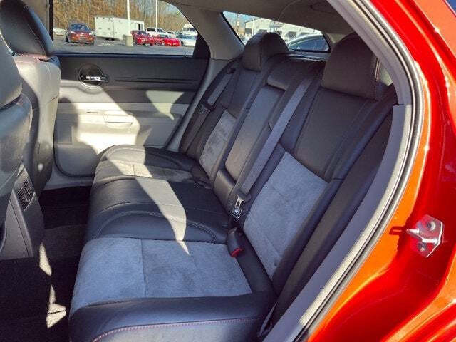 2007 Dodge Magnum 21