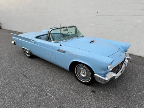 1957 Ford Thunderbird