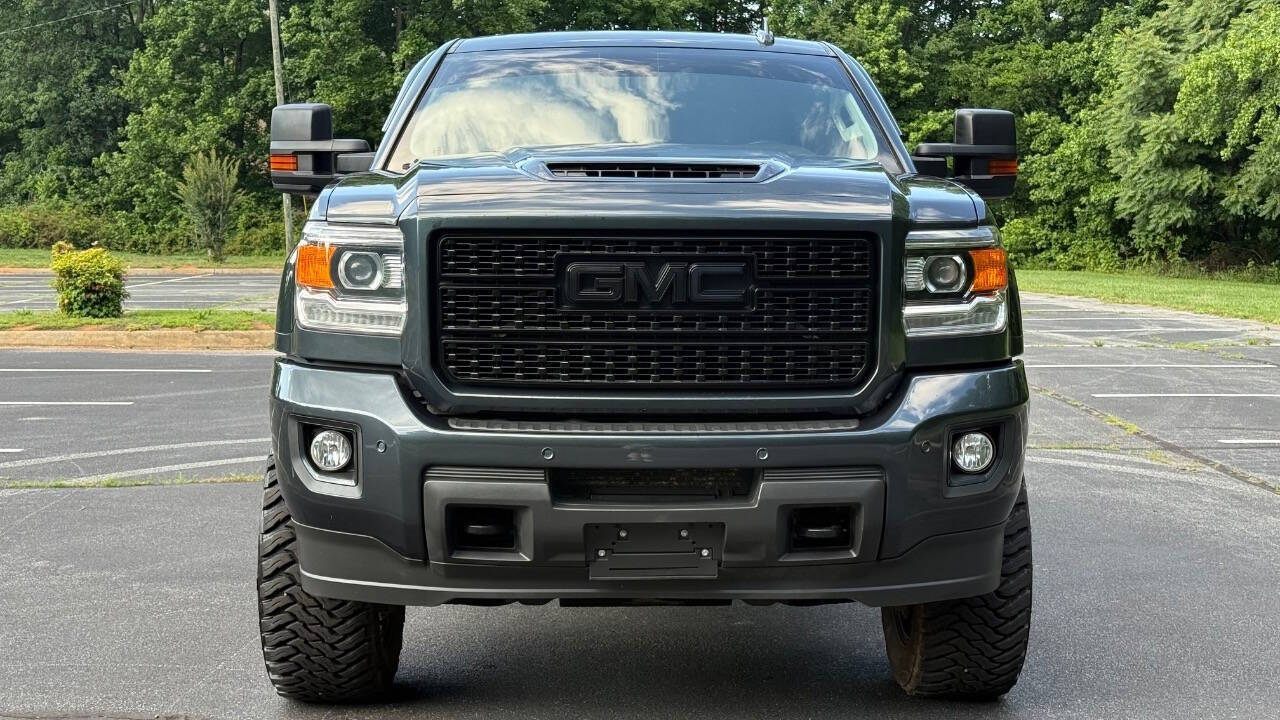 GMCSierra 2500HD9