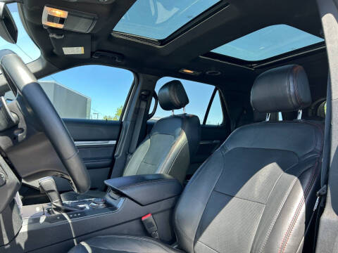 2017 Ford Explorer Sport