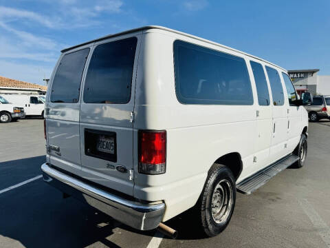 2014 Ford E-Series E-150 XLT