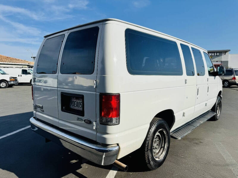 2014 Ford E-Series E-150 XLT