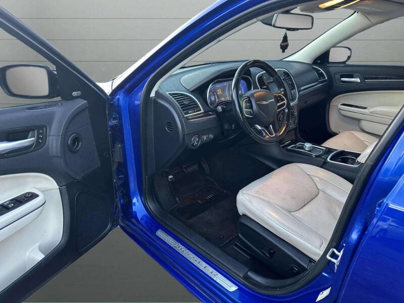 2018 Chrysler 300 Limited