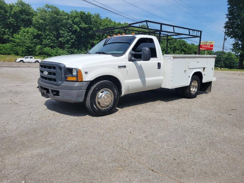 2007 Ford F-350 Super Duty for sale at Tennessee Valley Wholesale Autos LLC in Huntsville AL