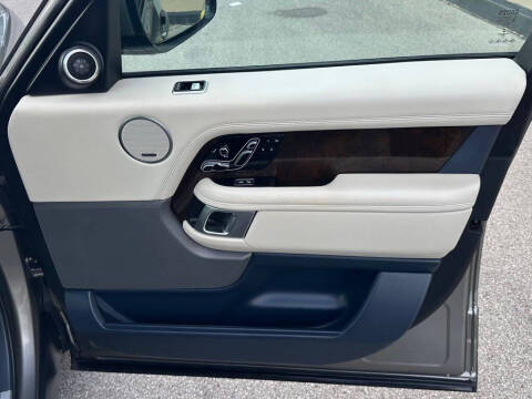 2020 Land Rover Range Rover P525 HSE