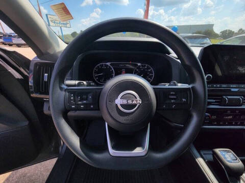 2024 Nissan Pathfinder S