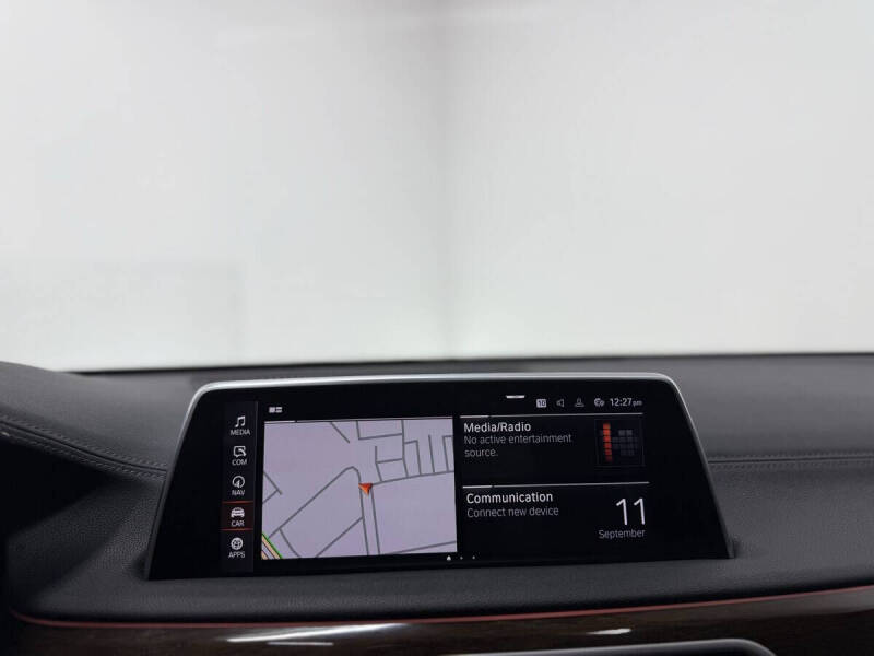 2022 BMW 7 Series 740i