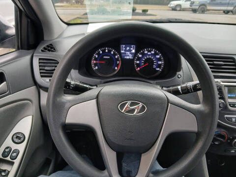 2017 Hyundai Accent SE