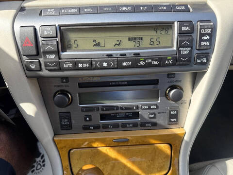 2003 Lexus SC 430
