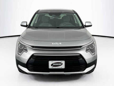 2023 Kia Niro LX
