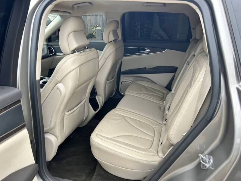 2016 Lincoln MKX Select