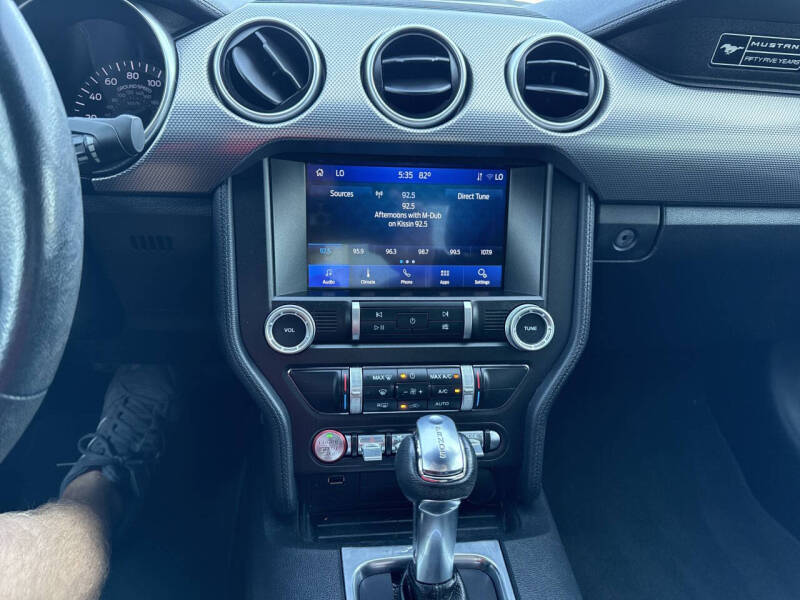 2020 Ford Mustang EcoBoost