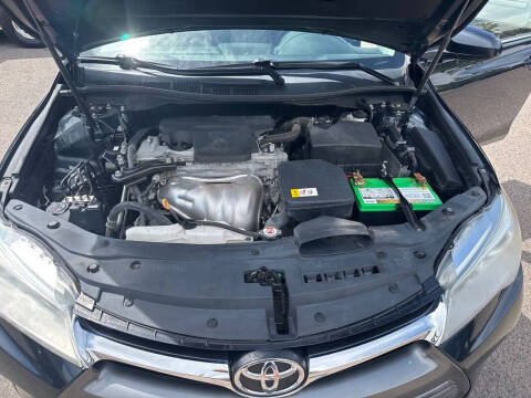 2017 Toyota Camry LE
