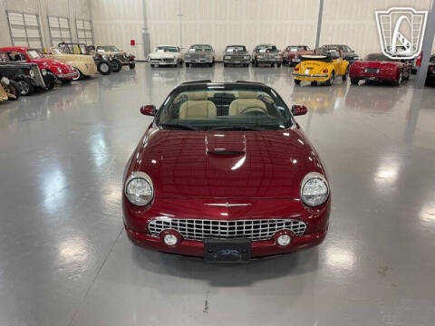 2004 Ford Thunderbird Deluxe